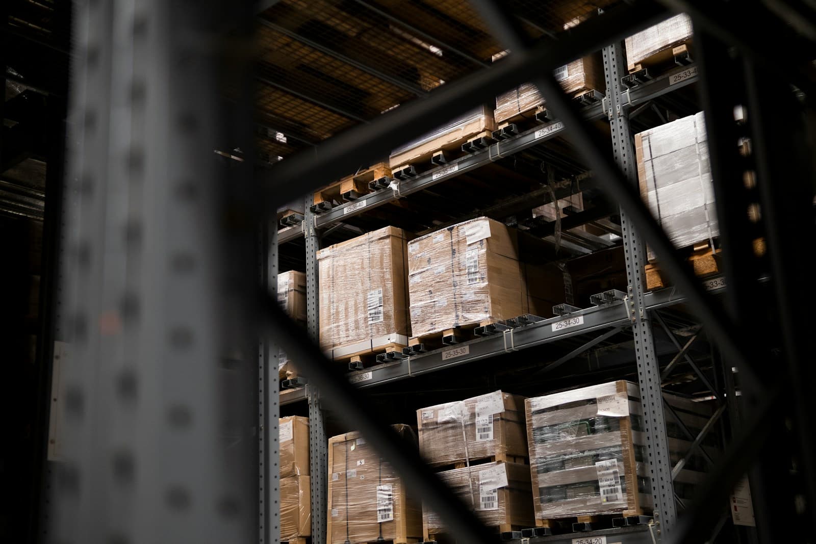 Mezzanine floor structural beam และ decking สำหรับโกดังอุตสาหกรรม